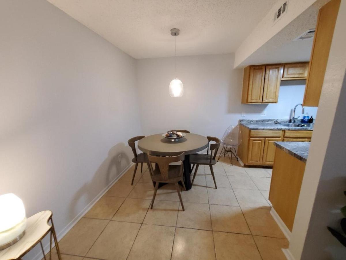 Condo Near Downtown Austin - 2Br Exterior photo