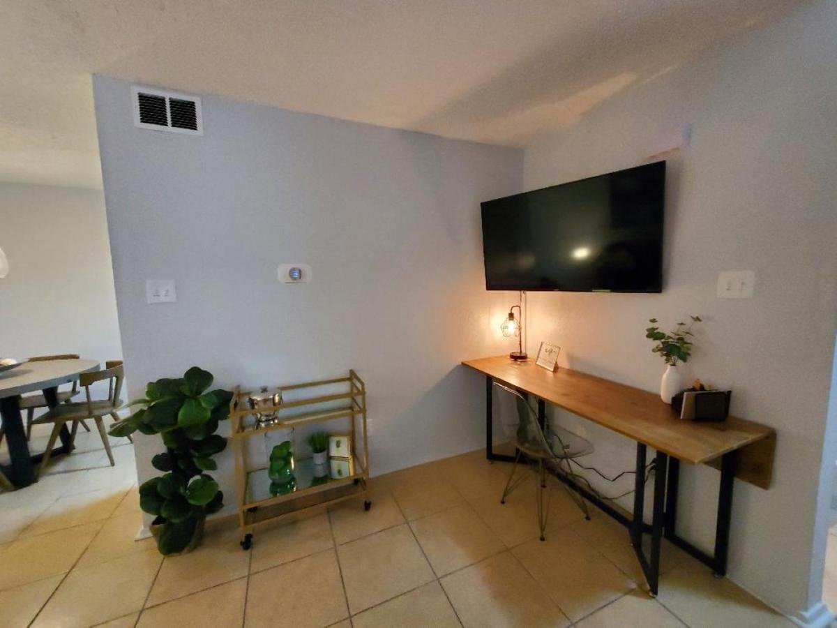 Condo Near Downtown Austin - 2Br Exterior photo