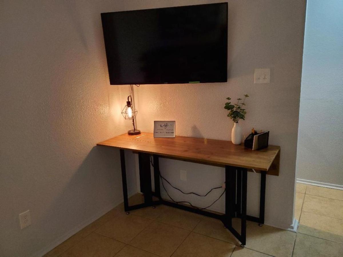 Condo Near Downtown Austin - 2Br Exterior photo